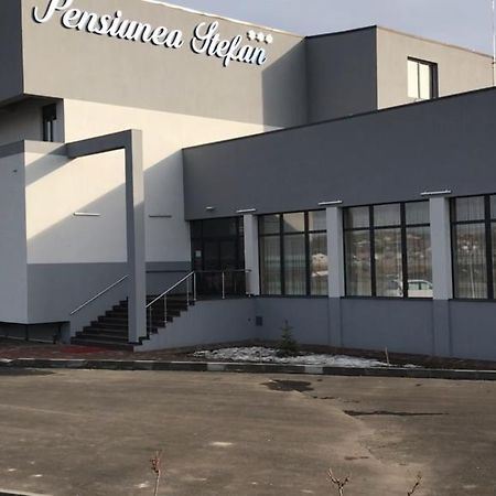 Pensiunea Stefan Craiova Luaran gambar